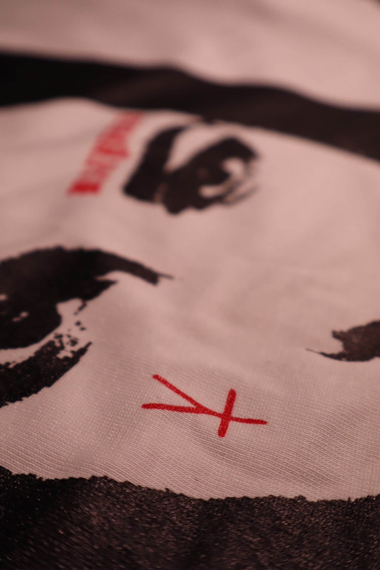 "YELLI TATTOO TEE"