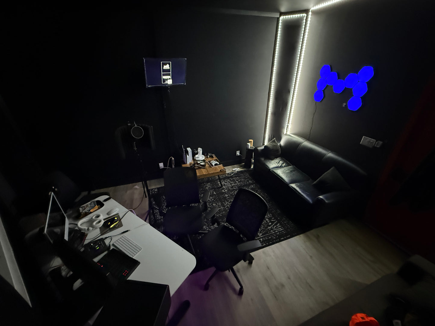 STUDIO TIME